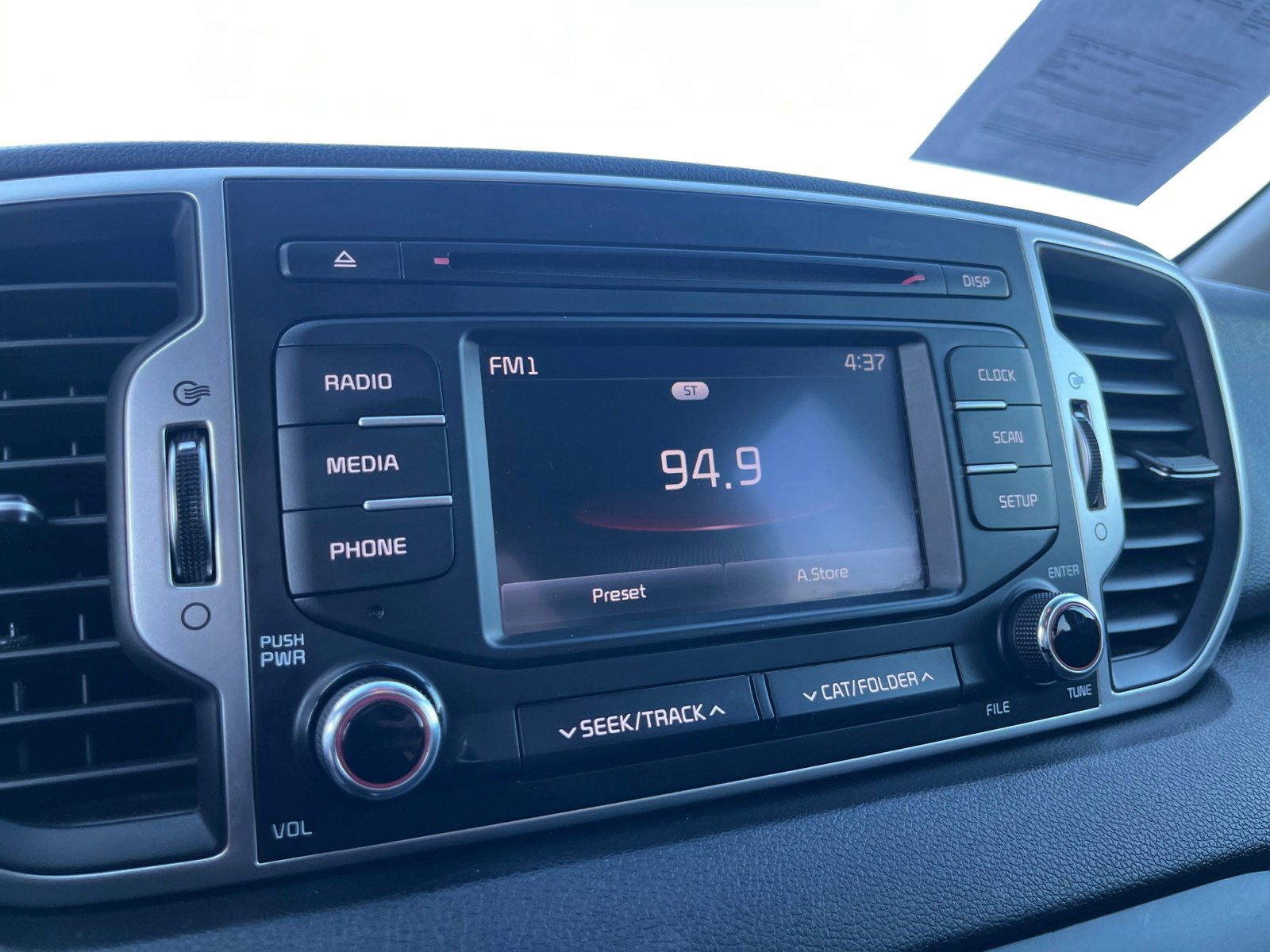 Used 2018 Kia Sportage LX image 27