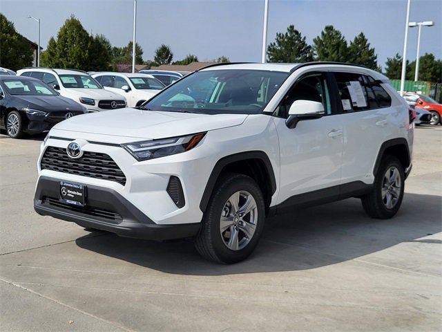Used 2025 Toyota RAV4 XLE image 39