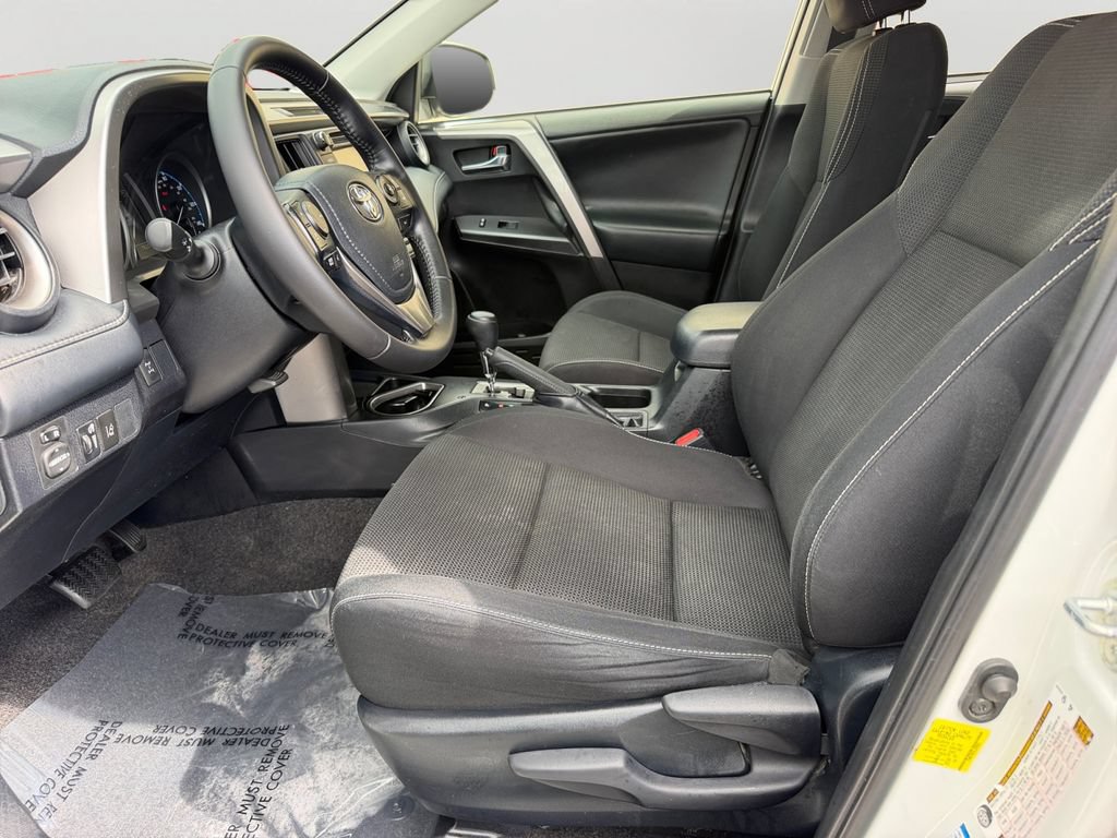 Used 2018 Toyota RAV4 XLE w/ Plus Extra Value Package AWD/4WD image 16