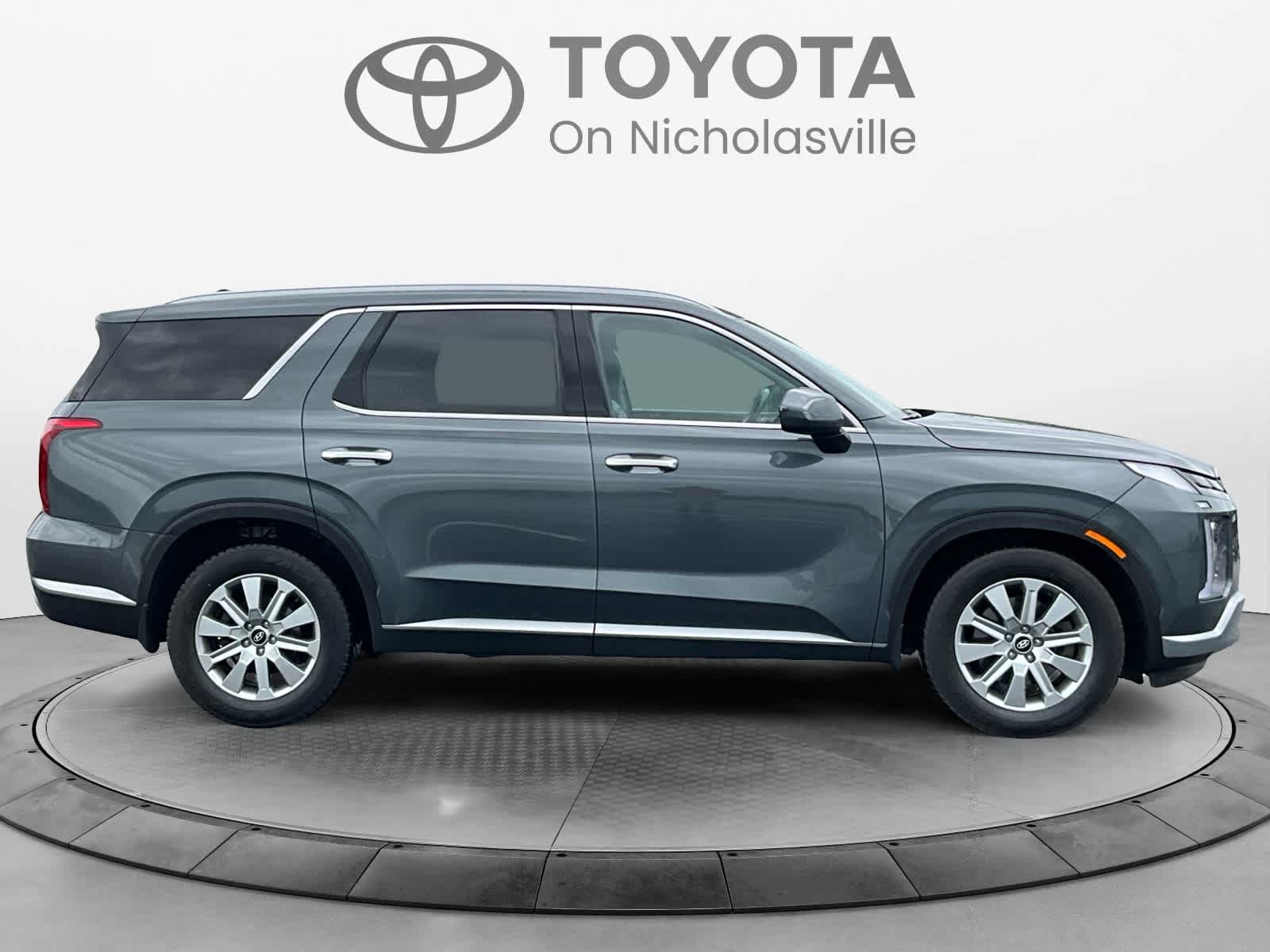 Used 2023 Hyundai Palisade SEL AWD/4WD image 6
