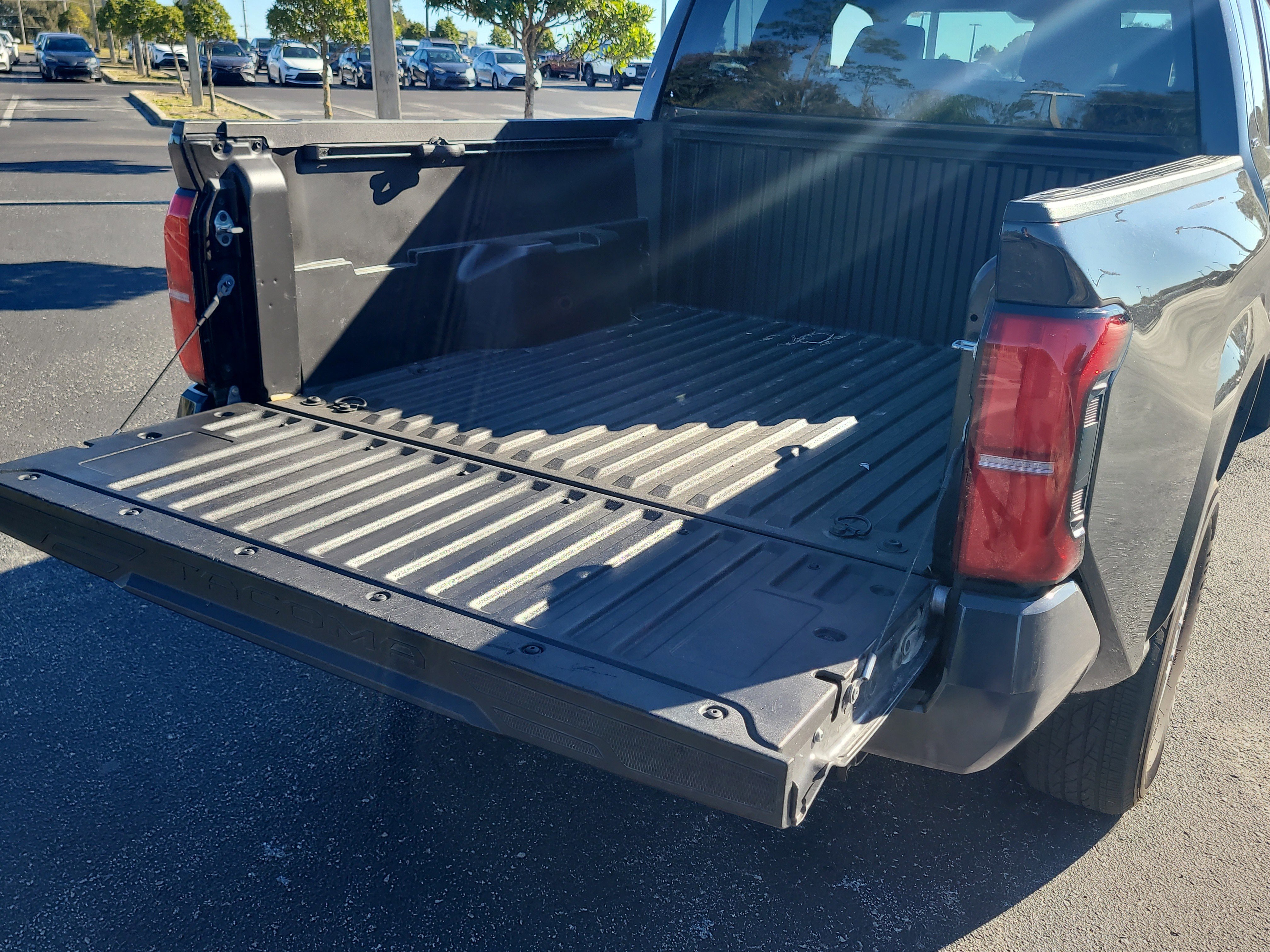 Used 2024 Toyota Tacoma SR5 image 11