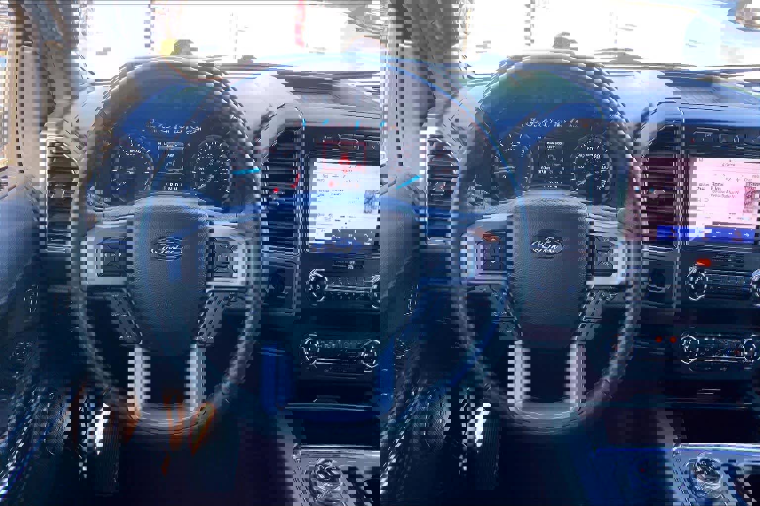 Certified 2021 Ford Expedition XLT image 6