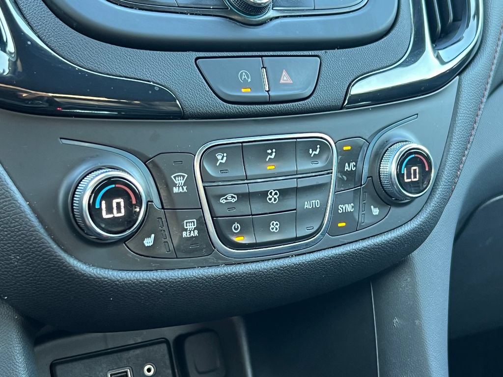 Used 2022 Chevrolet Equinox RS AWD/4WD image 27