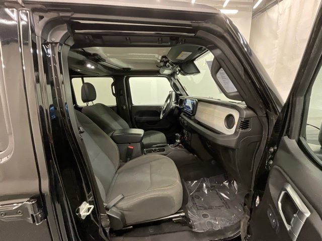 Used 2024 Jeep Gladiator Sport AWD/4WD image 23