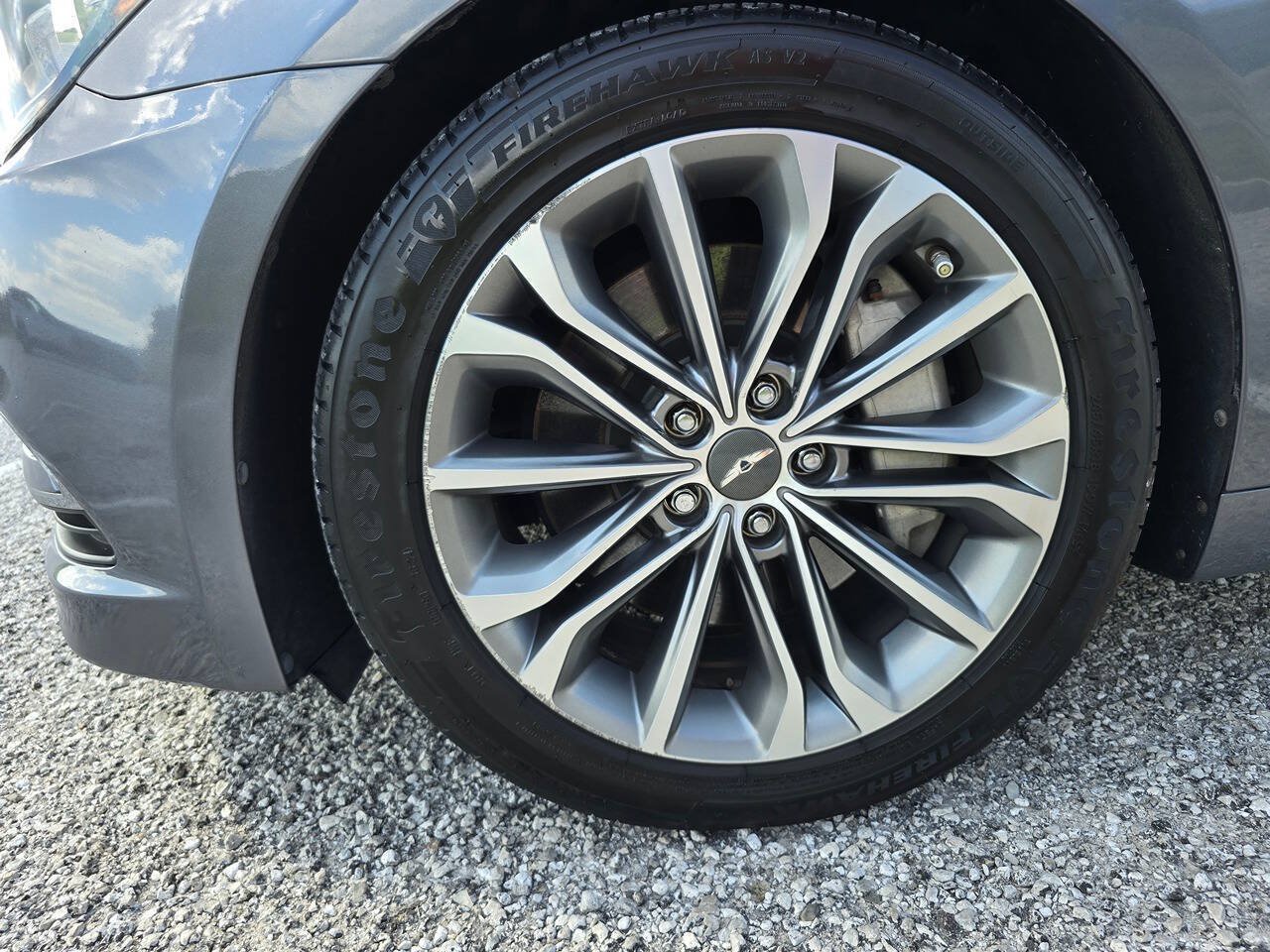 Used 2015 Hyundai Genesis 3.8 w/ Option Group 03 AWD/4WD image 27