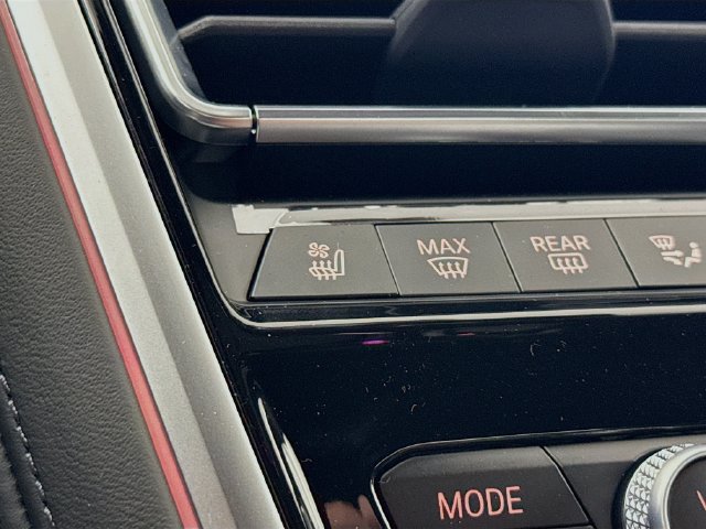 Used 2026 BMW M850i xDrive AWD/4WD image 21