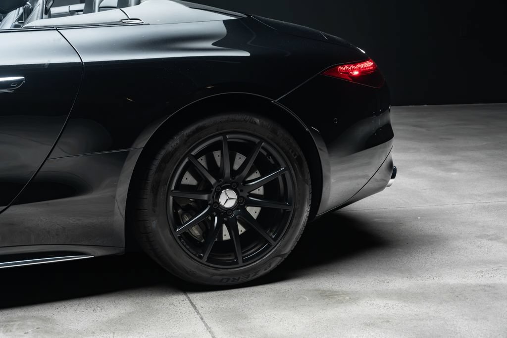 Used 2023 Mercedes-Benz SL 43 AMG image 17