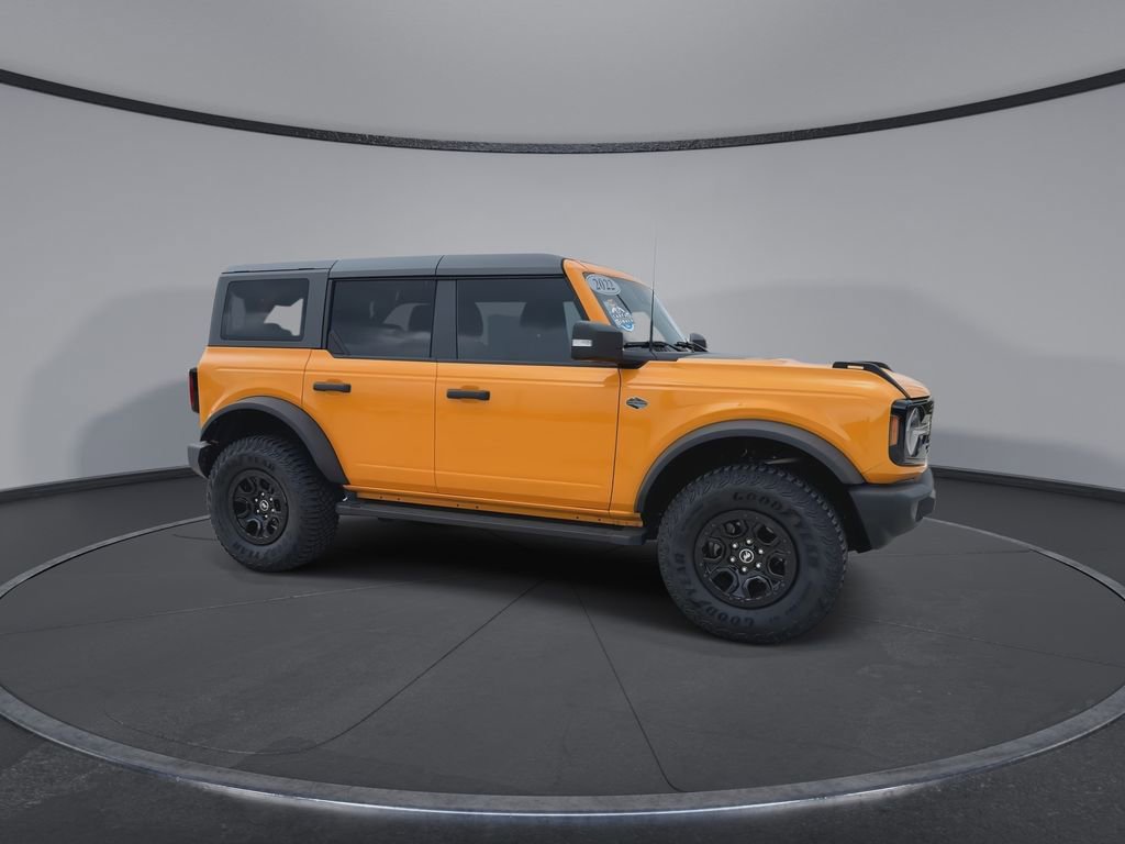 Used 2022 Ford Bronco Wildtrak image 2