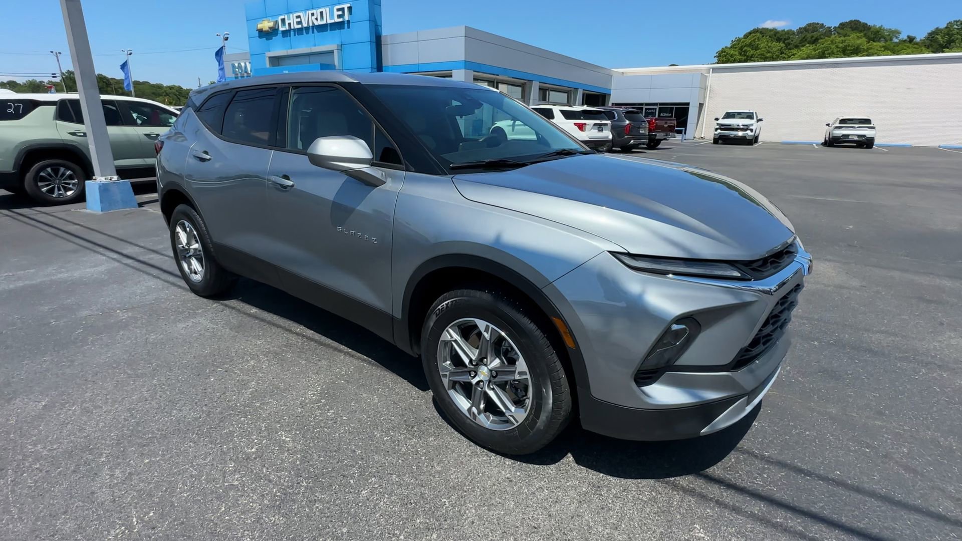Certified 2023 Chevrolet Blazer LT FWD image 2