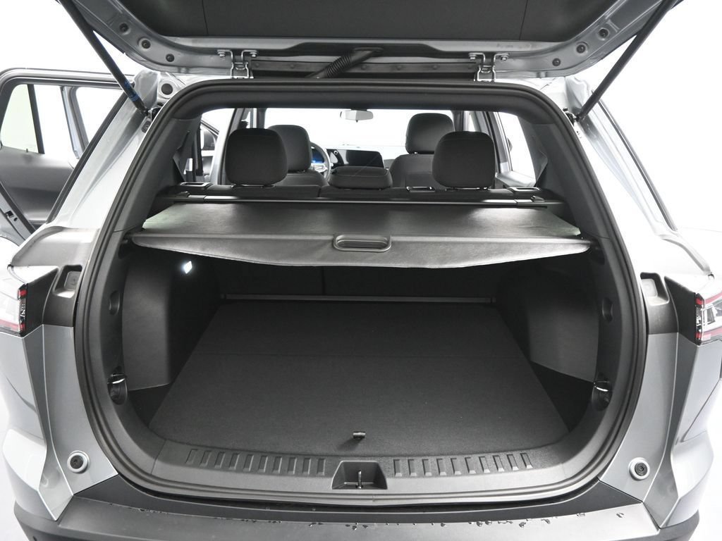 New 2026 Chevrolet Equinox LT FWD image 40