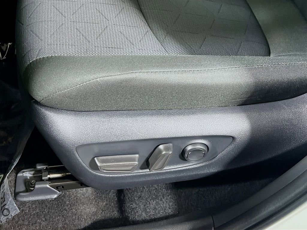 Certified 2025 Toyota RAV4 XLE image 18