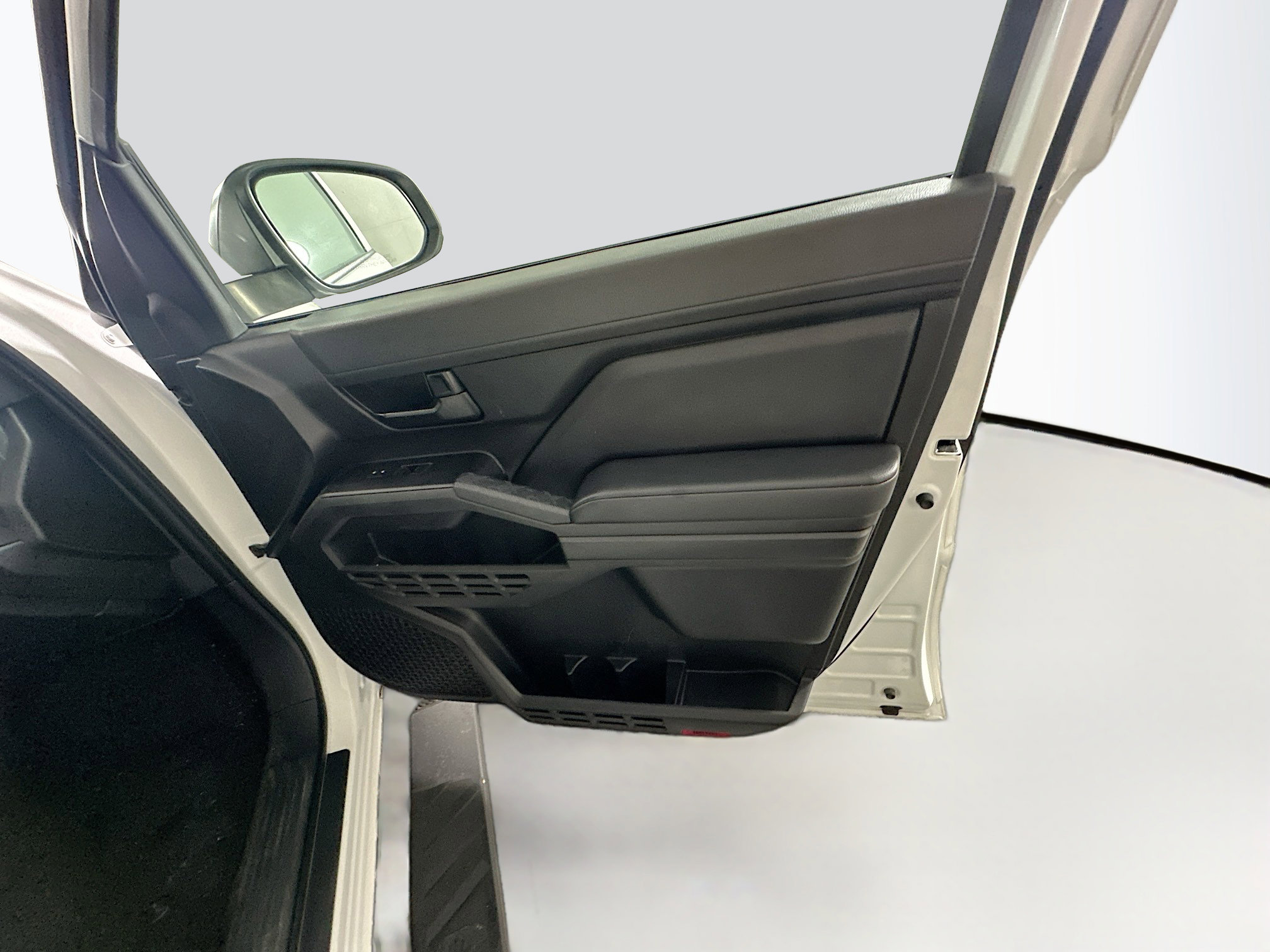 Used 2025 Toyota Tacoma SR RWD image 31