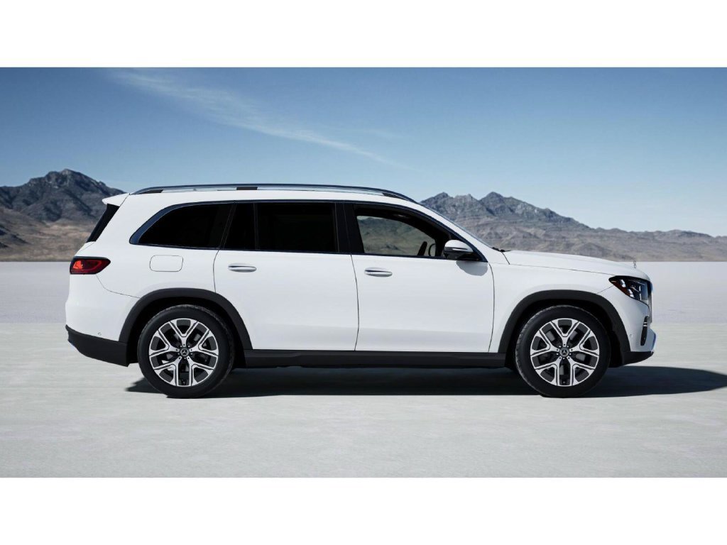 New 2027 Mercedes-Benz GLS 450 4MATIC image 16
