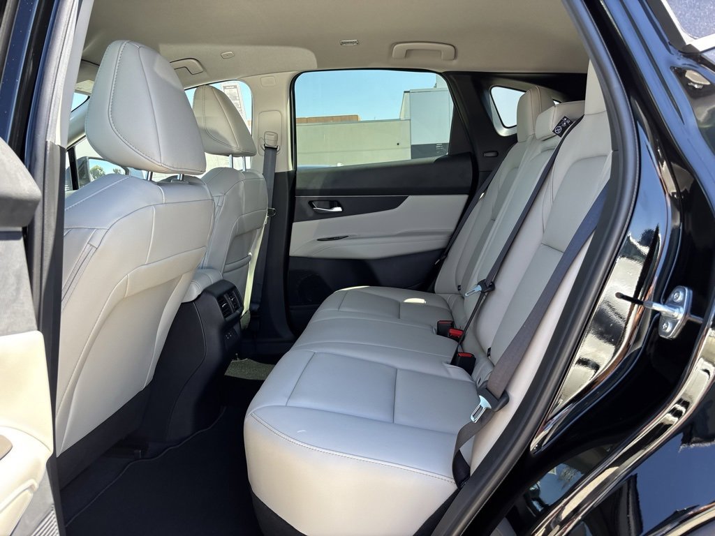 New 2025 Nissan Murano SV image 13