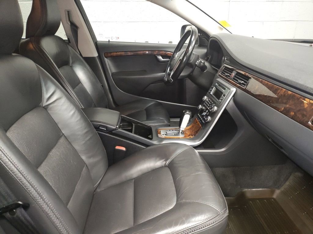 Used 2011 Volvo XC70 T6 image 5
