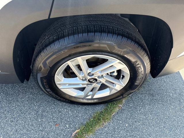 Used 2025 Hyundai Tucson SE image 13