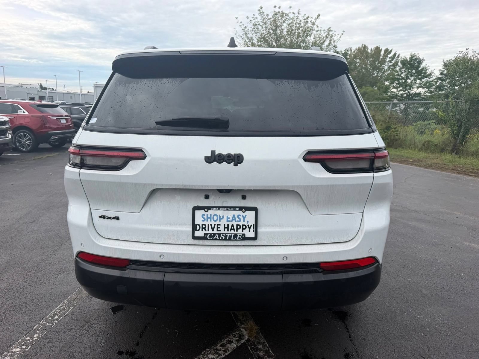 Used 2023 Jeep Grand Cherokee L Altitude AWD/4WD image 7