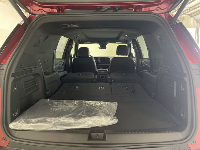 New 2026 Chevrolet Traverse LT w/ Sun and Wheel Package AWD/4WD image 19
