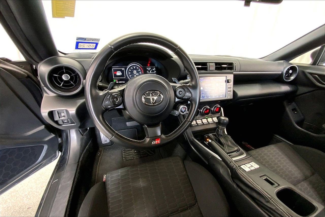 Used 2022 Toyota GR86 image 14