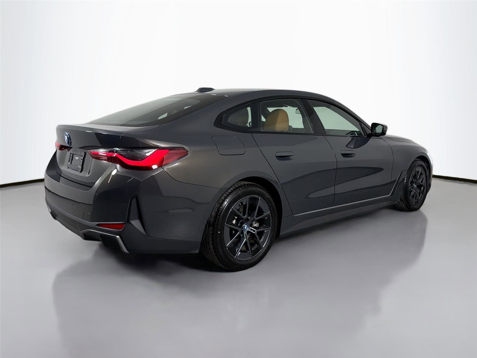 Certified 2023 BMW i4 eDrive40 w/ Premium Package RWD image 6