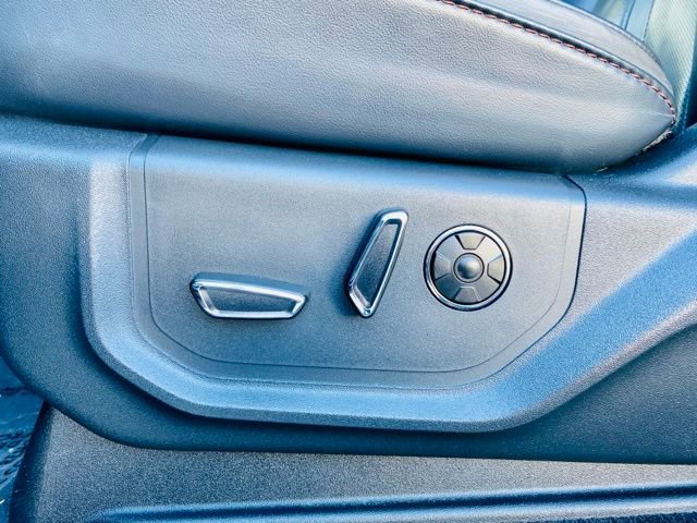 Used 2022 Ford F250 Platinum w/ FX4 Off-Road Package image 14