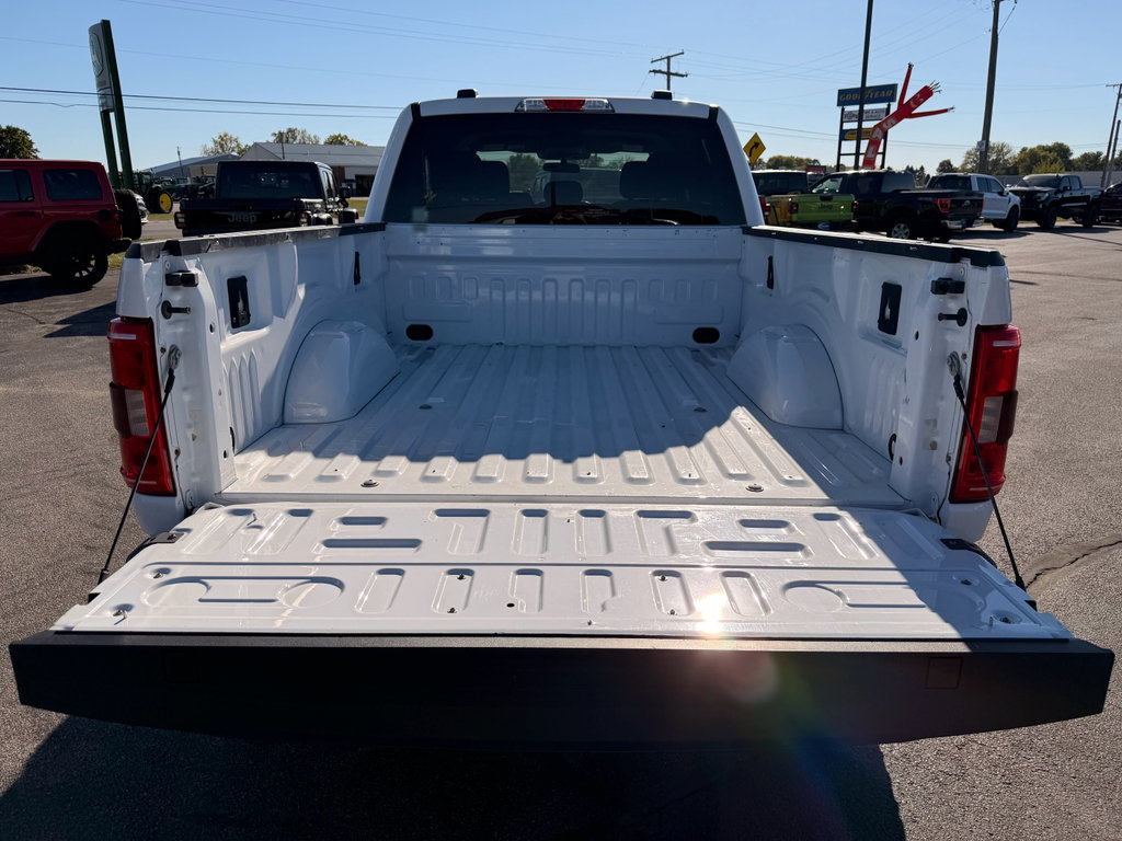 Used 2021 Ford F150 XLT image 8