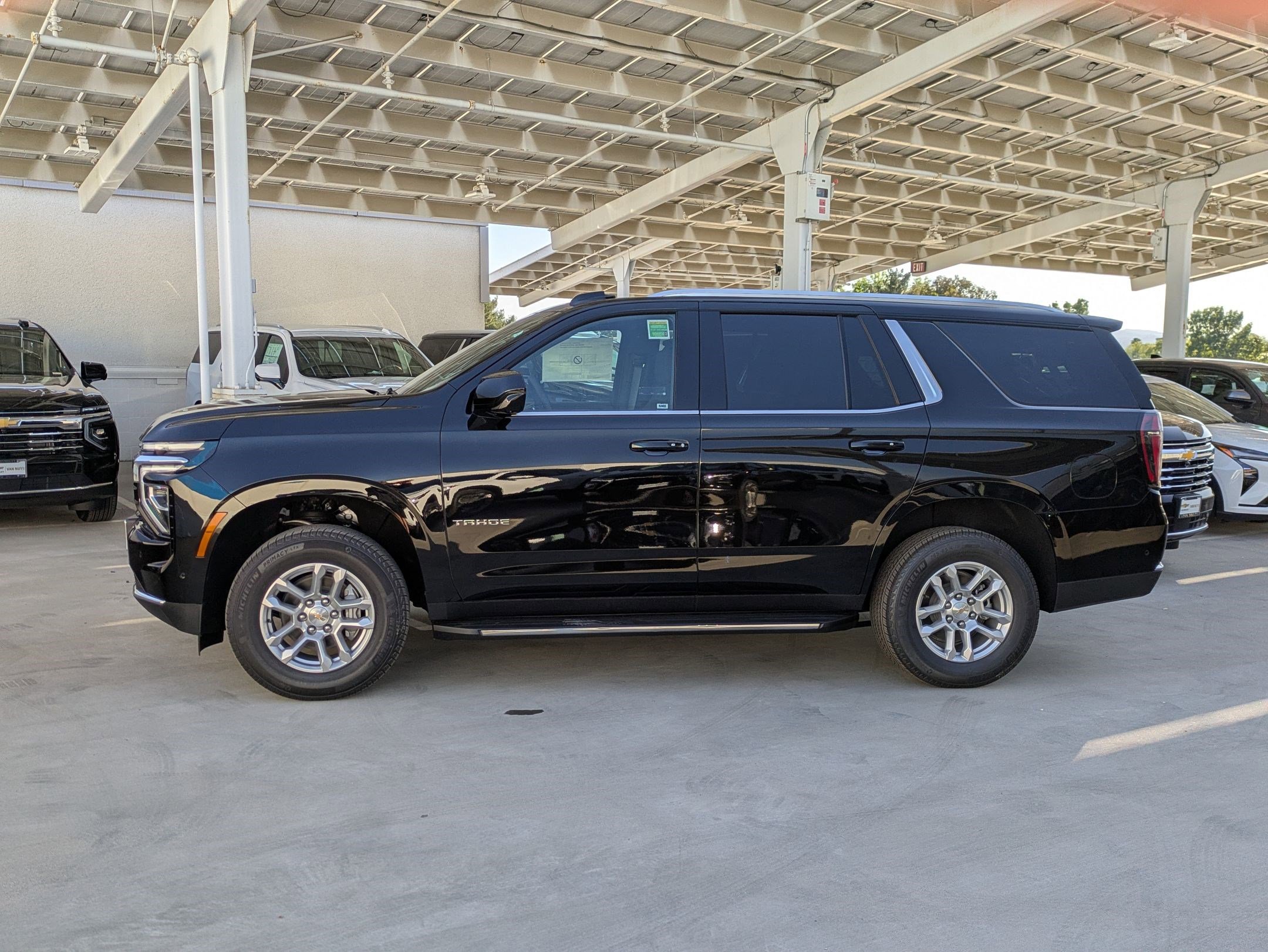 New 2026 Chevrolet Tahoe LS image 3