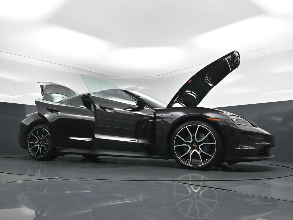 New 2025 Porsche Taycan AWD/4WD image 36