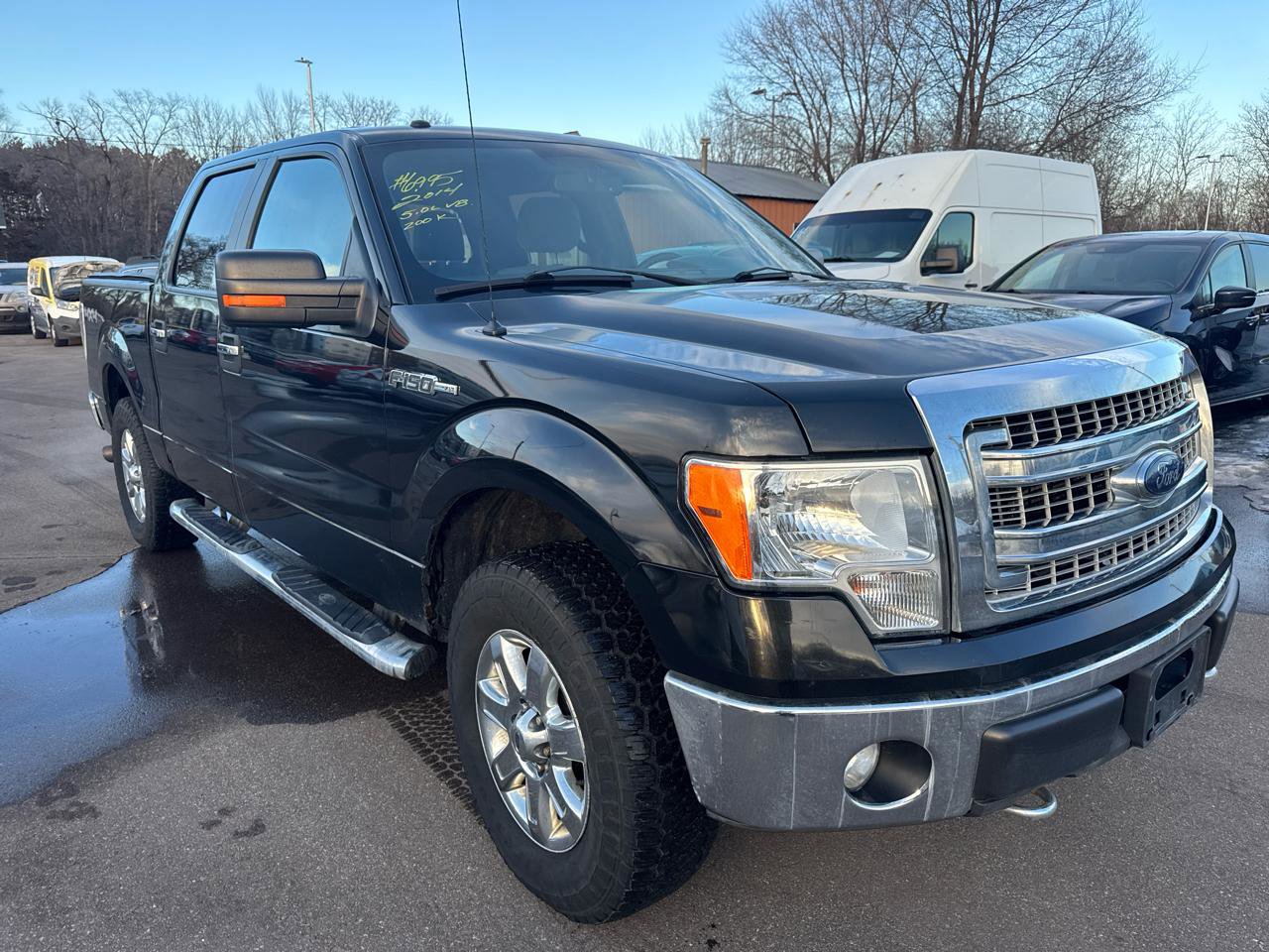 Used 2014 Ford F150 XLT w/ XLT Chrome Package image 3