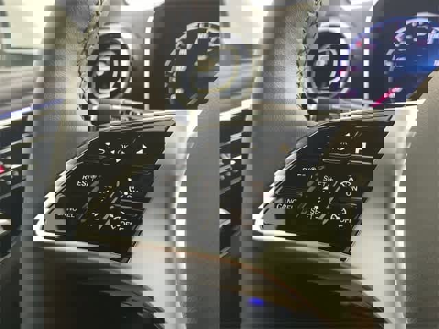 Certified 2026 Mercedes-Benz GLC 300 4MATIC image 26