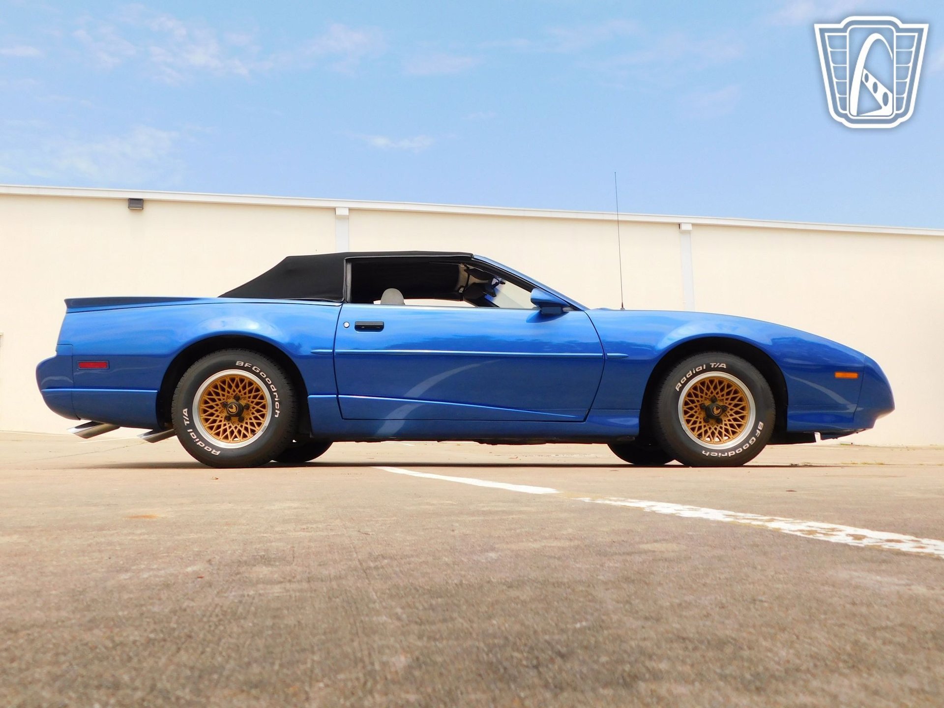 Used 1991 Pontiac Firebird Convertible image 30