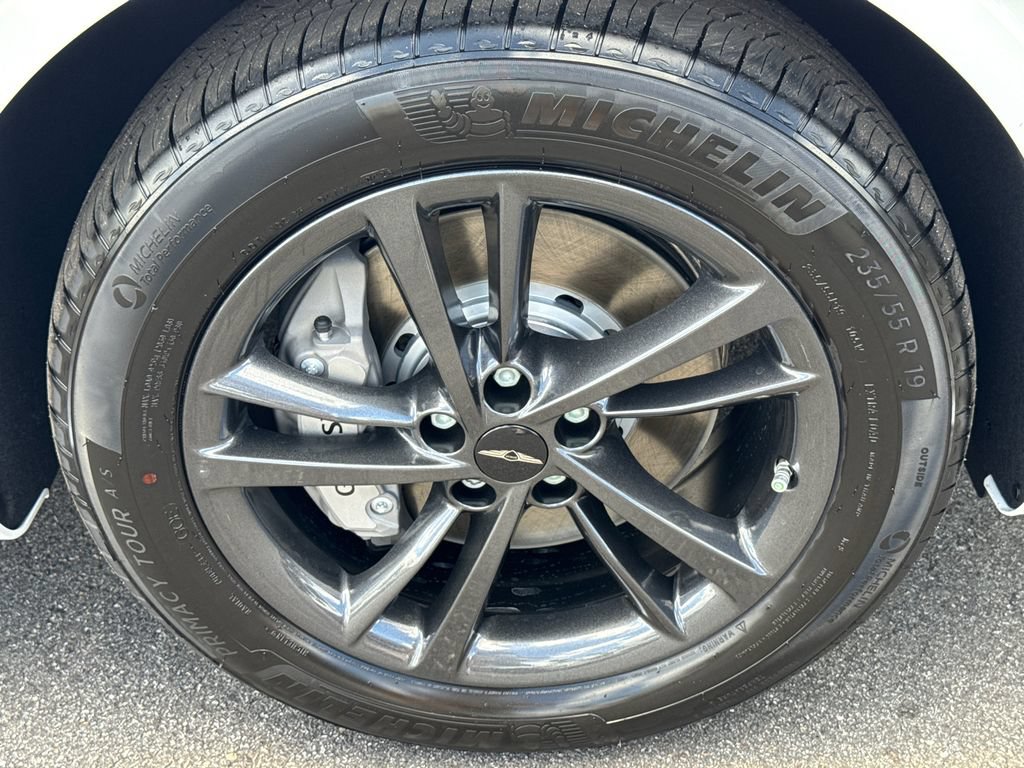 New 2027 Genesis GV70 2.5T Select AWD/4WD image 14