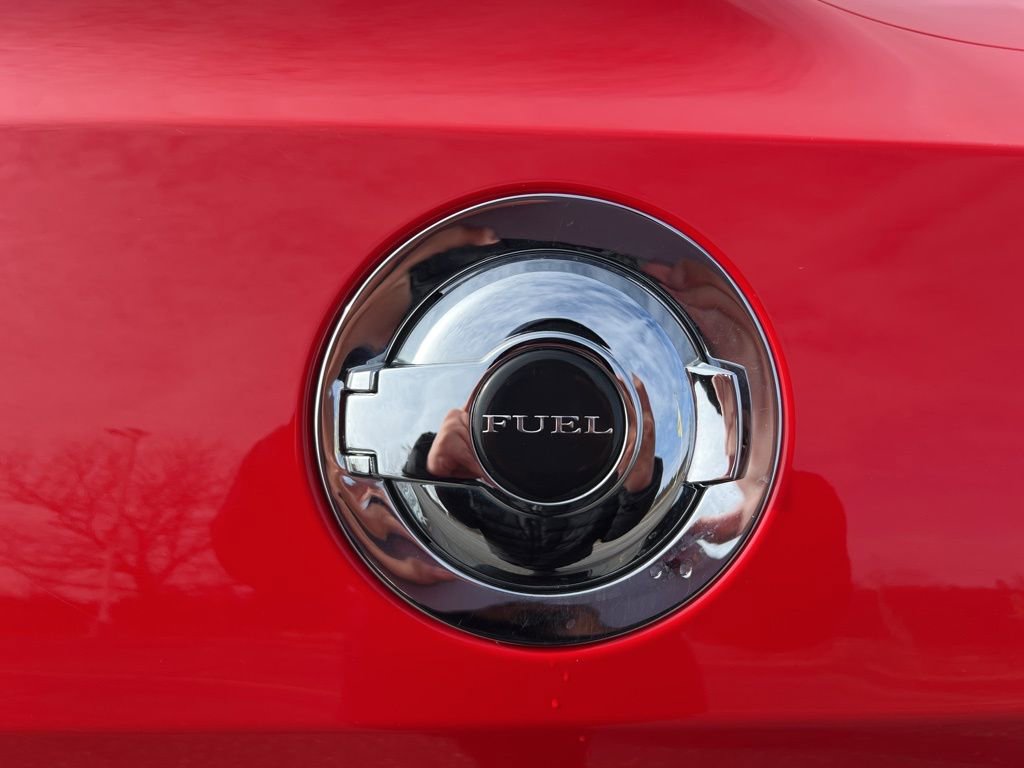 Used 2023 Dodge Challenger SXT image 8