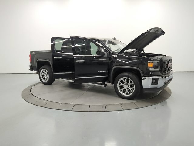 Used 2015 GMC Sierra 1500 SLT w/ SLT Crew Cab Value Package AWD/4WD image 9