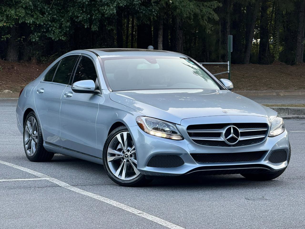 Used 2018 Mercedes-Benz C 300 Sedan image 3