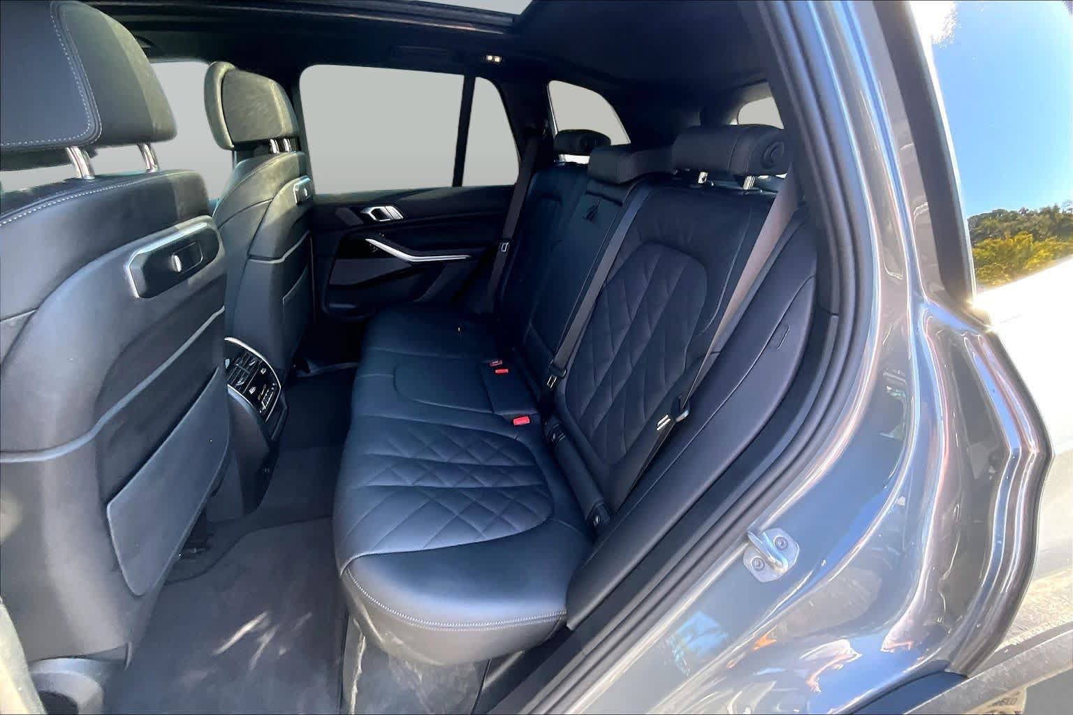 Used 2026 BMW X5 sDrive40i RWD image 21
