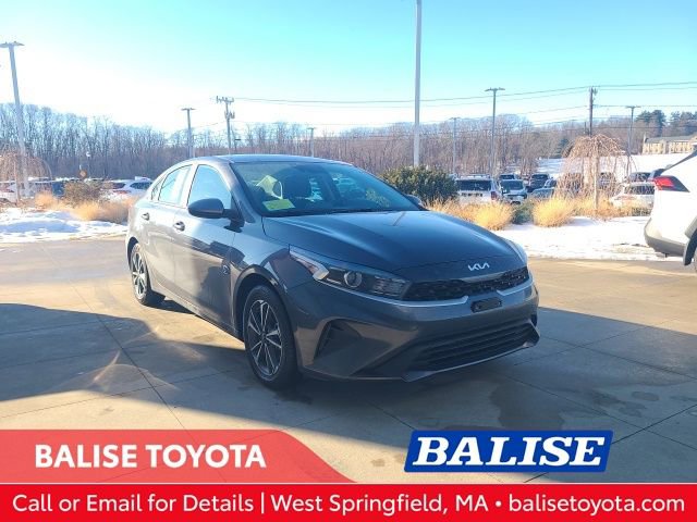 Used 2023 Kia Forte LXS video 1