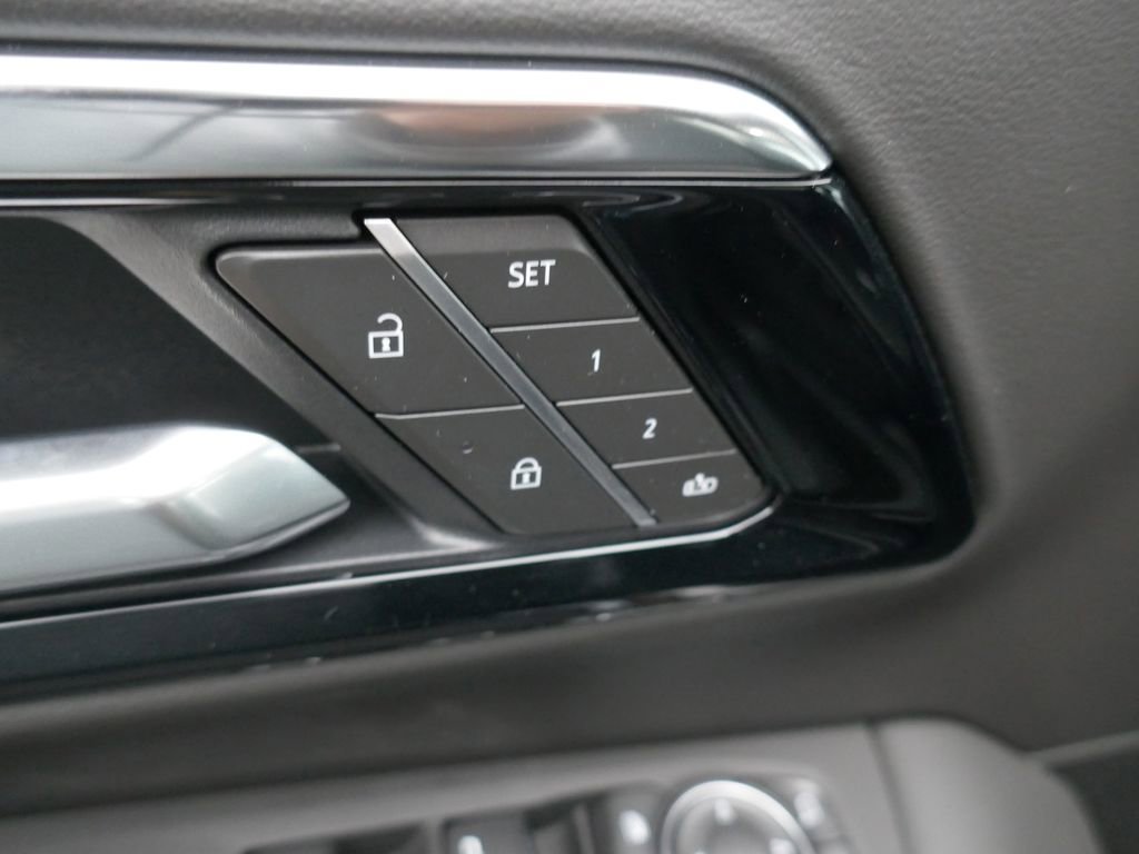 New 2026 Chevrolet Suburban Premier image 22