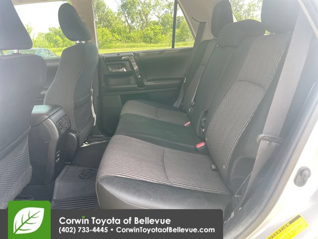 Used 2017 Toyota 4Runner TRD Off-Road AWD/4WD image 25