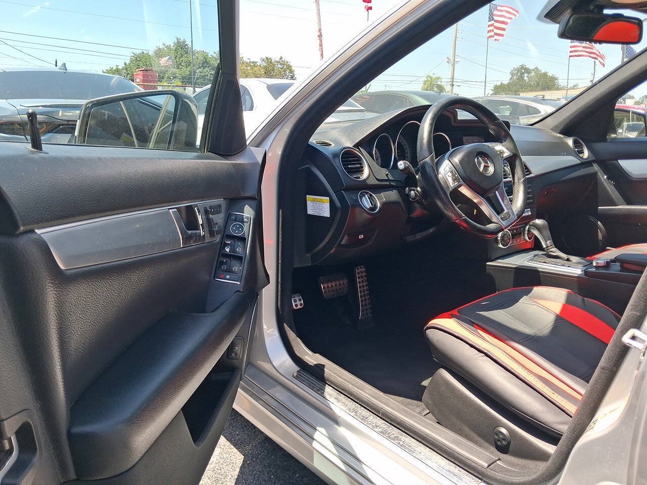Used 2013 Mercedes-Benz C 250 Sedan image 8