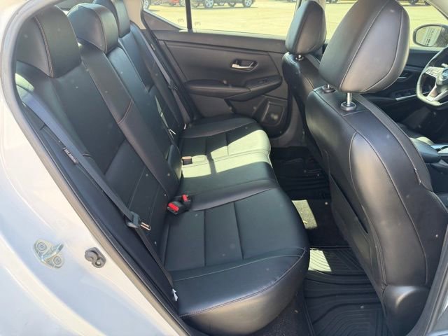 Used 2022 Nissan Sentra SR w/ SR Premium Package FWD image 13