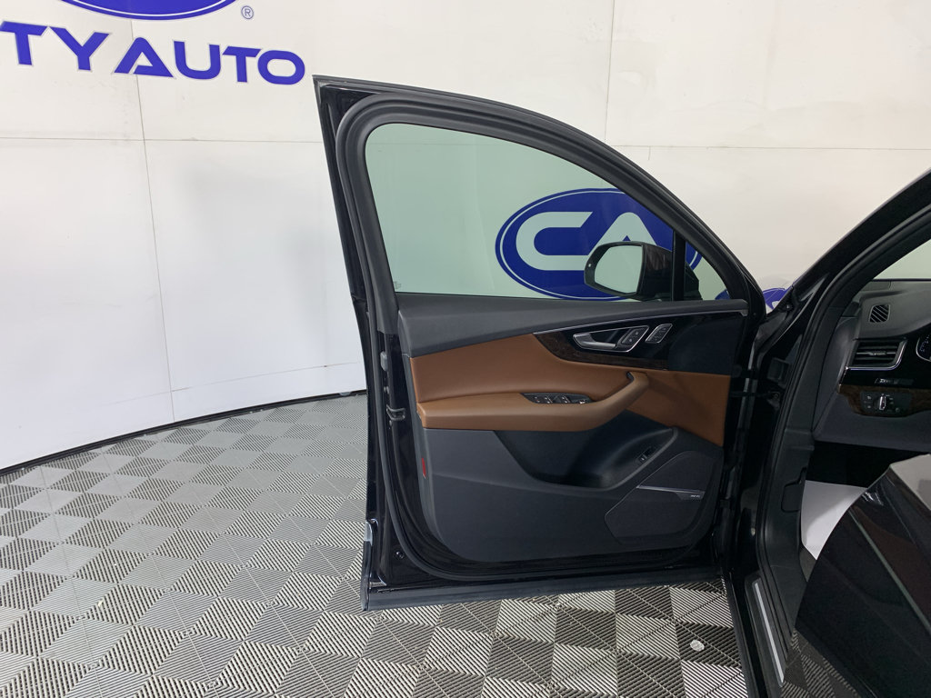 Used 2019 Audi Q7 3.0T Premium Plus w/ Premium Plus Package AWD/4WD image 13