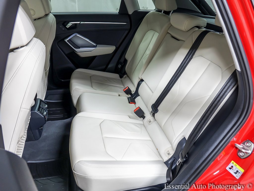 Used 2020 Audi Q3 2.0T Premium Plus w/ Premium Plus Package image 11