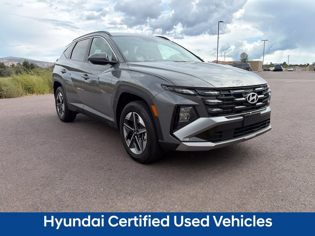 Certified 2025 Hyundai Tucson SEL AWD/4WD image 2