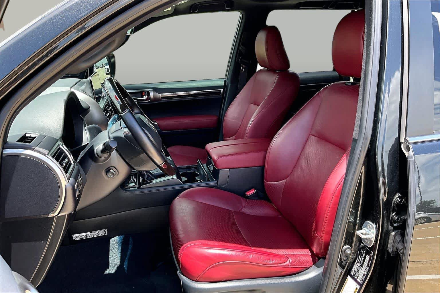 Used 2023 Lexus GX 460 Luxury w/ Accessory Package AWD/4WD image 8