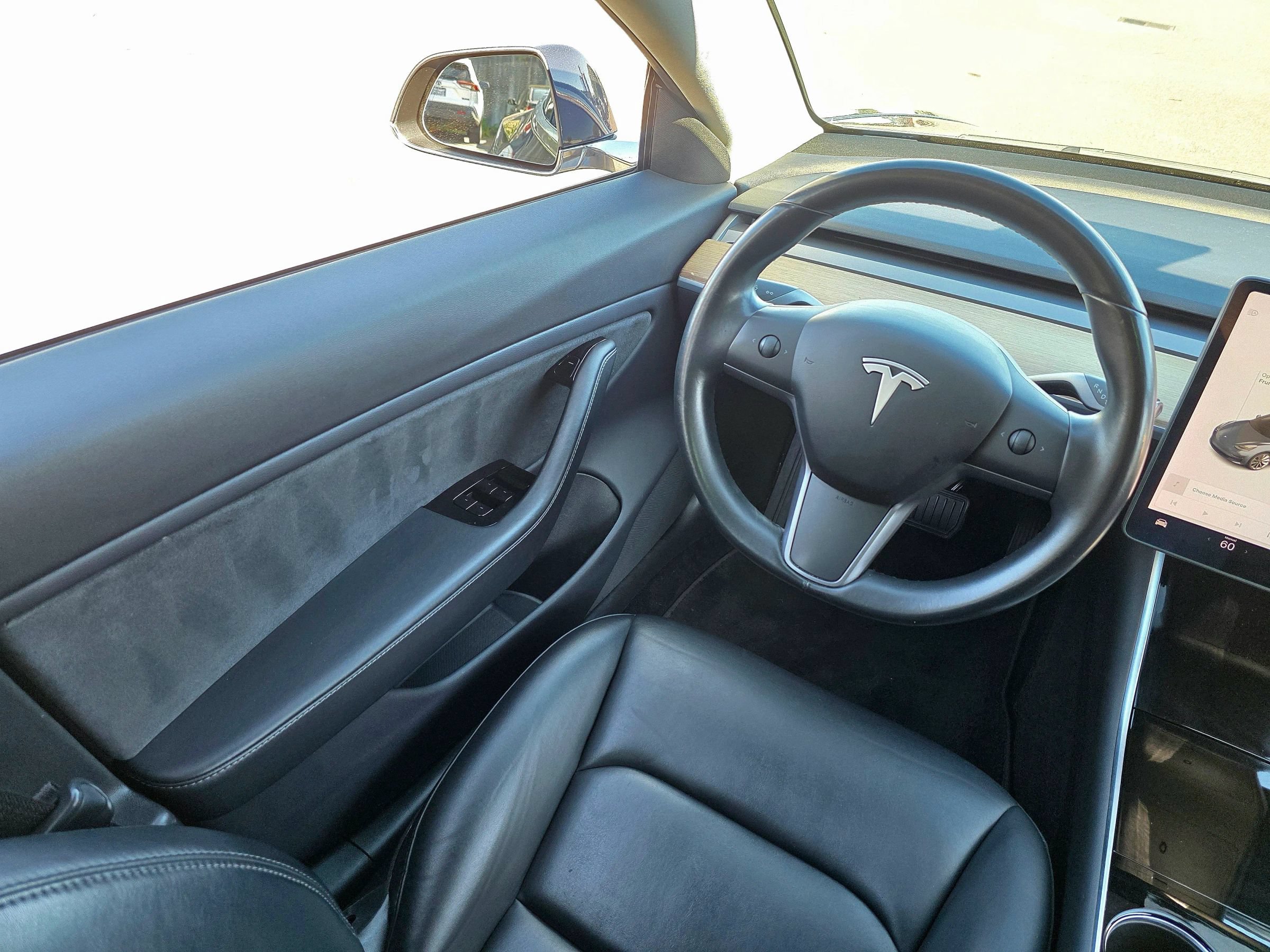 Used 2019 Tesla Model 3 Long Range AWD/4WD image 27