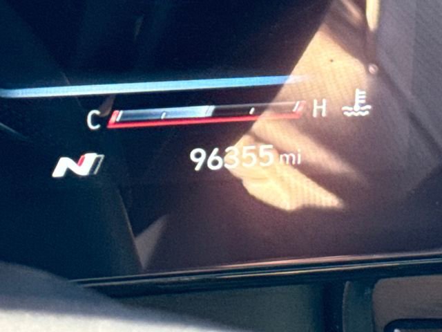 Used 2022 Hyundai Elantra N w/ Preferred Accessory Package FWD image 16