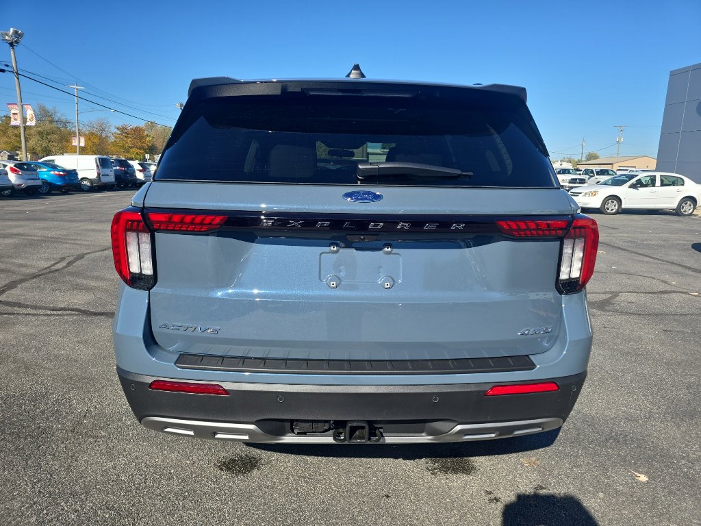 New 2026 Ford Explorer Active image 4