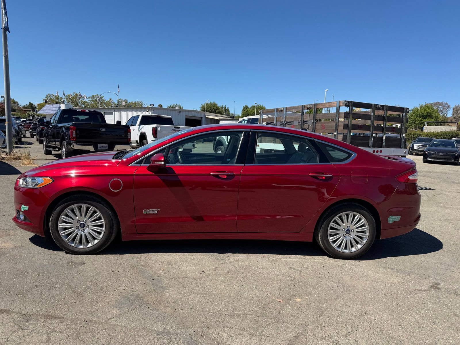 Used 2014 Ford Fusion Energi Titanium w/ Driver Assist Package FWD image 2