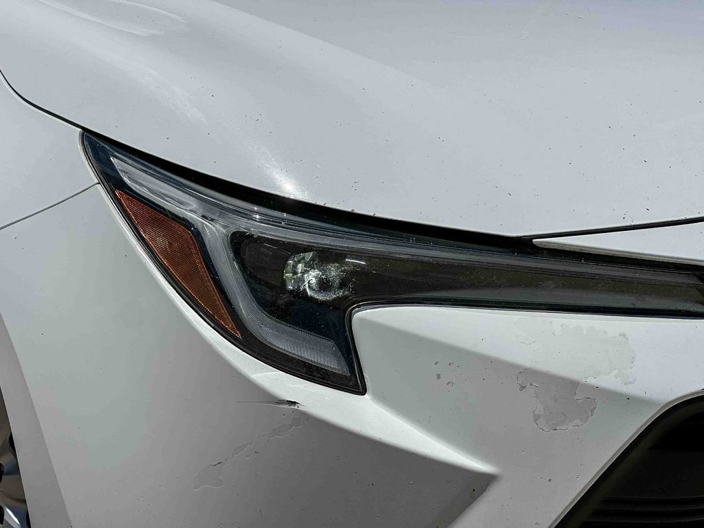Used 2023 Toyota Corolla LE FWD image 9